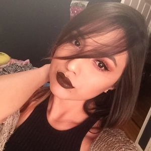 Meet your Posher, Anisa